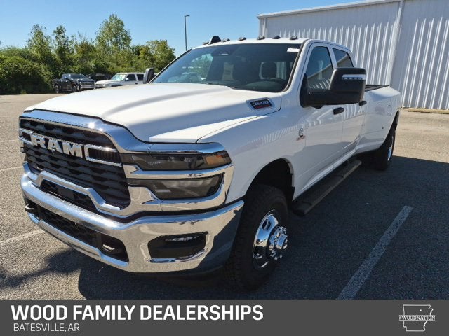 2027 RAM Ram 3500 RAM 3500 TRADESMAN CREW CAB 4X4 8' BOX