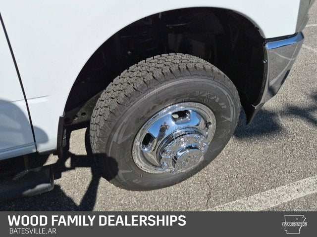2027 RAM Ram 3500 RAM 3500 TRADESMAN CREW CAB 4X4 8' BOX
