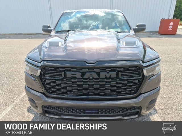 2026 RAM 1500 RAM 1500 EXPRESS CREW CAB 4X4 5'7' BOX