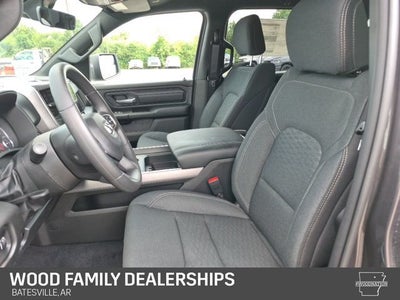 2026 RAM 1500 RAM 1500 EXPRESS CREW CAB 4X4 5'7' BOX