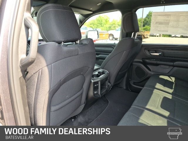 2026 RAM 1500 RAM 1500 EXPRESS CREW CAB 4X4 5'7' BOX