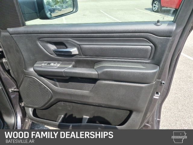 2026 RAM 1500 RAM 1500 EXPRESS CREW CAB 4X4 5'7' BOX