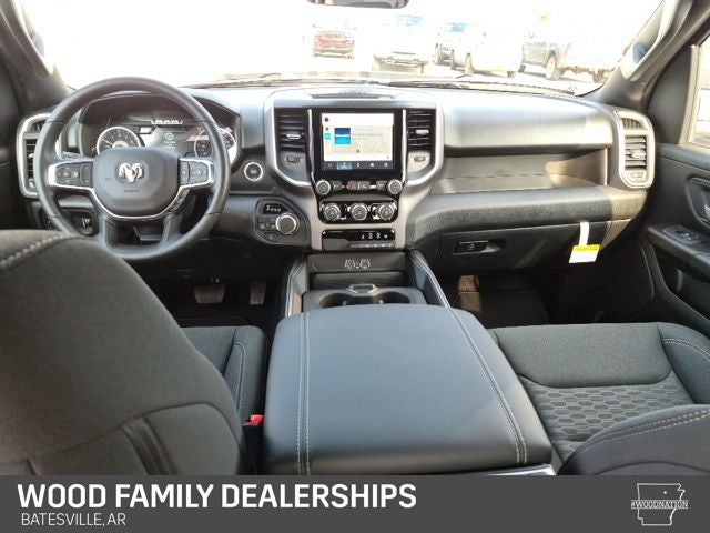 2026 RAM Ram 1500 RAM 1500 EXPRESS CREW CAB 4X4 5'7' BOX