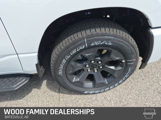 2026 RAM Ram 1500 RAM 1500 EXPRESS CREW CAB 4X4 5'7' BOX