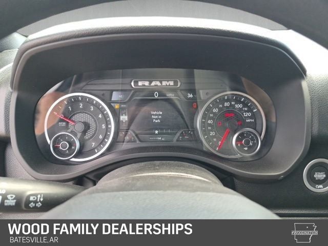 2026 RAM Ram 1500 RAM 1500 EXPRESS CREW CAB 4X4 5'7' BOX