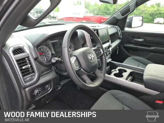2026 RAM Ram 1500 RAM 1500 EXPRESS CREW CAB 4X4 5'7' BOX