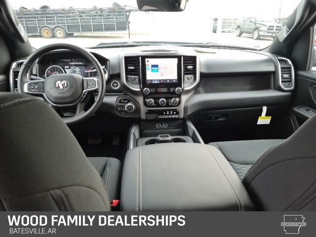 2026 RAM Ram 1500 RAM 1500 EXPRESS CREW CAB 4X4 5'7' BOX