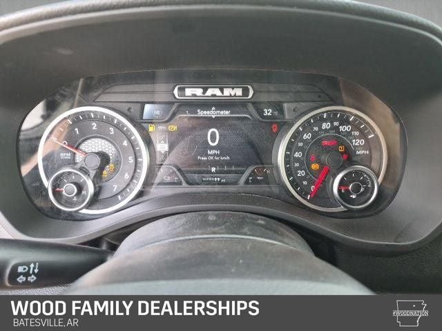 2026 RAM Ram 1500 RAM 1500 EXPRESS CREW CAB 4X4 5'7' BOX