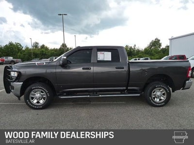 2024 RAM 2500 Tradesman Crew Cab 4x4 6'4' Box