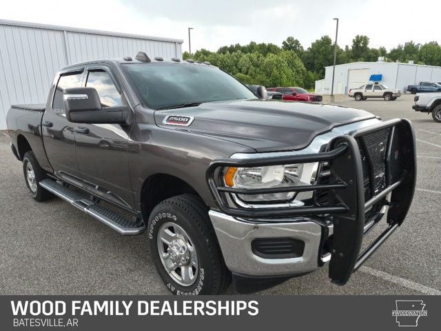 2024 RAM 2500 Tradesman Crew Cab 4x4 6'4' Box