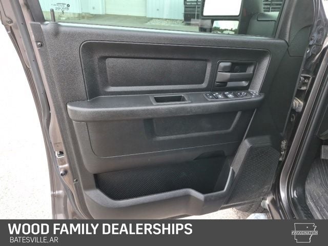 2024 RAM 2500 Tradesman Crew Cab 4x4 6'4' Box