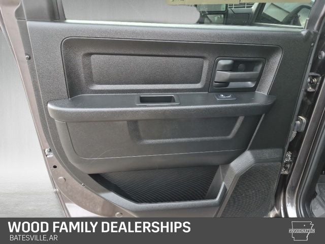 2024 RAM 2500 Tradesman Crew Cab 4x4 6'4' Box