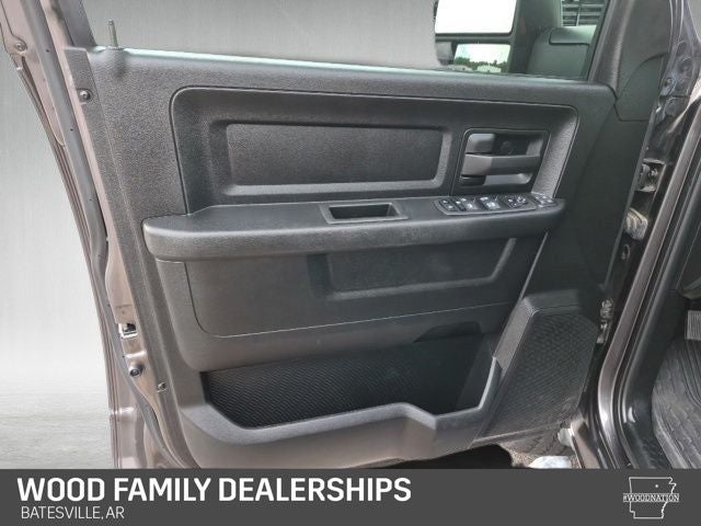 2024 RAM 2500 Tradesman Crew Cab 4x4 6'4' Box