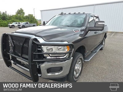 2024 RAM 2500 Tradesman Crew Cab 4x4 6'4' Box