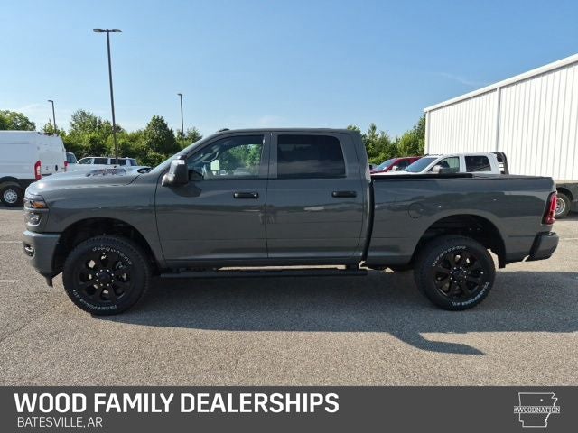 2026 RAM Ram 2500 RAM 2500 BLACK EXPRESS CREW CAB 4X4 6'4' BOX