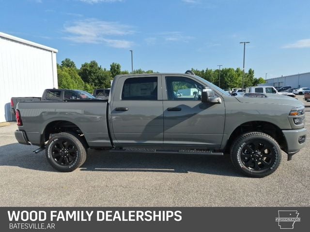 2026 RAM Ram 2500 RAM 2500 BLACK EXPRESS CREW CAB 4X4 6'4' BOX
