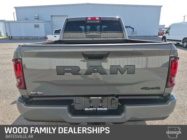 2026 RAM Ram 2500 RAM 2500 BLACK EXPRESS CREW CAB 4X4 6'4' BOX