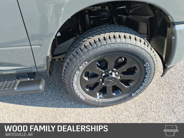 2026 RAM Ram 2500 RAM 2500 BLACK EXPRESS CREW CAB 4X4 6'4' BOX