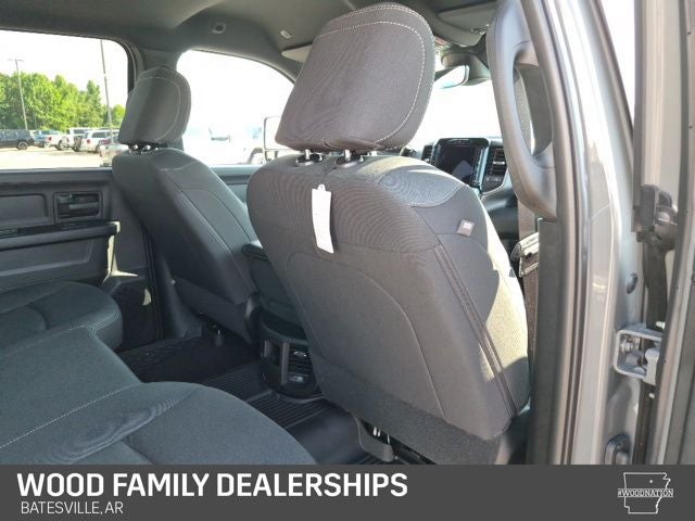 2026 RAM Ram 2500 RAM 2500 BLACK EXPRESS CREW CAB 4X4 6'4' BOX