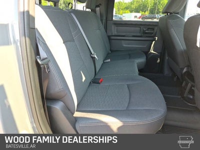 2026 RAM Ram 2500 RAM 2500 BLACK EXPRESS CREW CAB 4X4 6'4' BOX