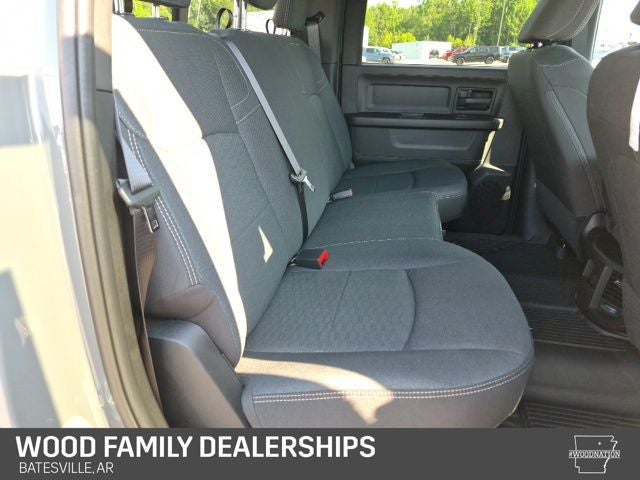 2026 RAM Ram 2500 RAM 2500 BLACK EXPRESS CREW CAB 4X4 6'4' BOX