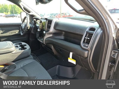 2026 RAM Ram 2500 RAM 2500 BLACK EXPRESS CREW CAB 4X4 6'4' BOX