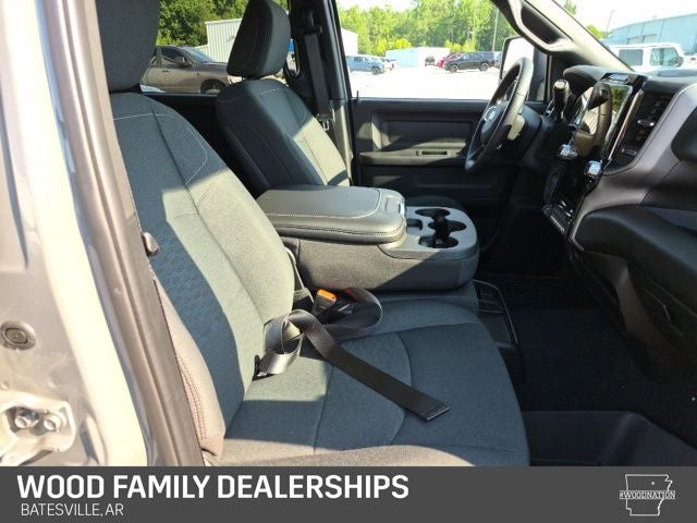 2026 RAM Ram 2500 RAM 2500 BLACK EXPRESS CREW CAB 4X4 6'4' BOX
