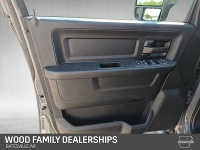 2026 RAM Ram 2500 RAM 2500 BLACK EXPRESS CREW CAB 4X4 6'4' BOX