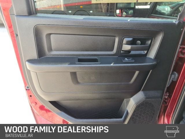 2024 RAM 2500 Tradesman Crew Cab 4x4 6'4' Box