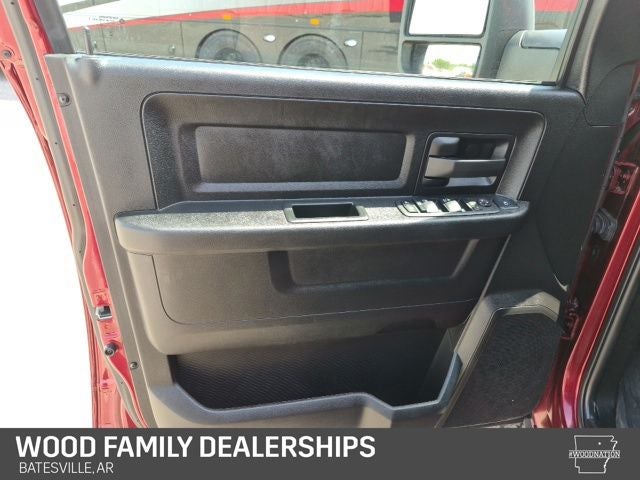 2024 RAM 2500 Tradesman Crew Cab 4x4 6'4' Box
