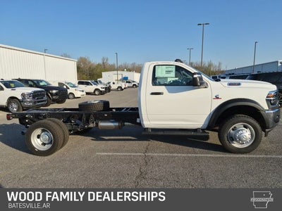 2026 RAM Ram 5500 Chassis Cab RAM 5500 TRADESMAN CHASSIS REGULAR CAB 4X4 84' CA