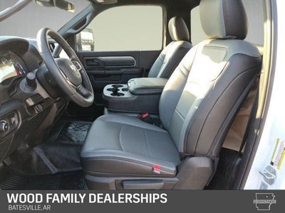 2026 RAM Ram 5500 Chassis Cab RAM 5500 TRADESMAN CHASSIS REGULAR CAB 4X4 84' CA