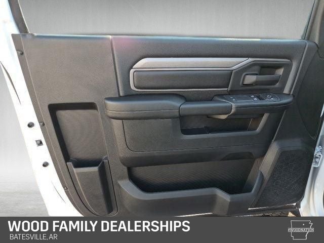 2026 RAM Ram 5500 Chassis Cab RAM 5500 TRADESMAN CHASSIS REGULAR CAB 4X4 84' CA