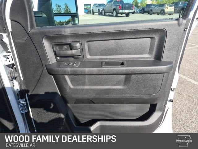 2027 RAM Ram 3500 Chassis Cab RAM 3500 TRADESMAN CREW CAB CHASSIS 4X4 60' CA