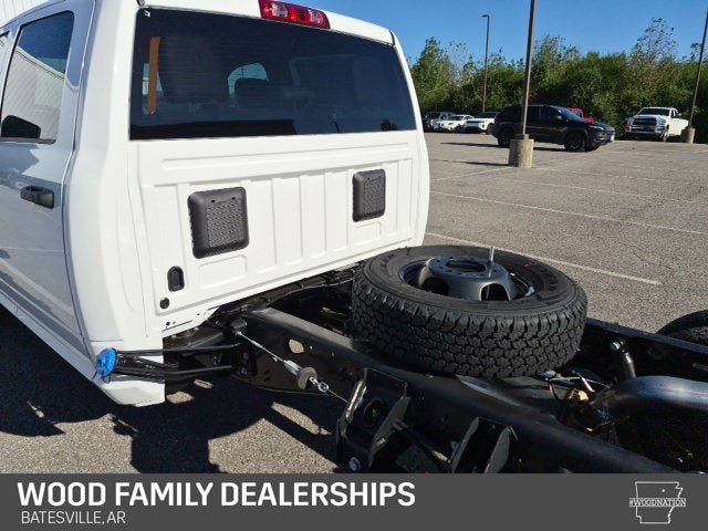 2027 RAM Ram 3500 Chassis Cab RAM 3500 TRADESMAN CREW CAB CHASSIS 4X4 60' CA