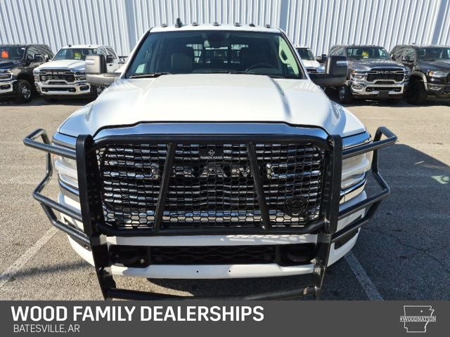 2023 RAM 3500 Chassis Tradesman/SLT/Laramie/Limited