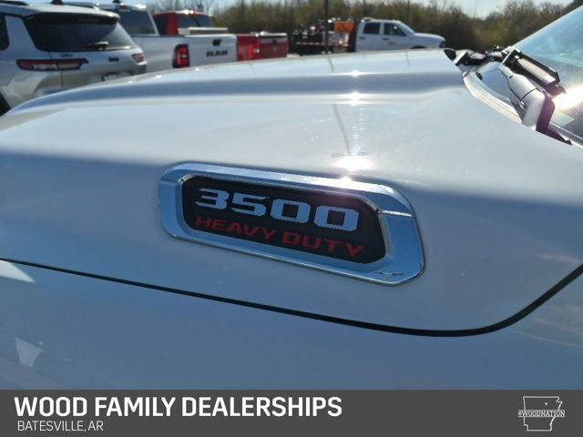 2023 RAM 3500 Chassis Tradesman/SLT/Laramie/Limited