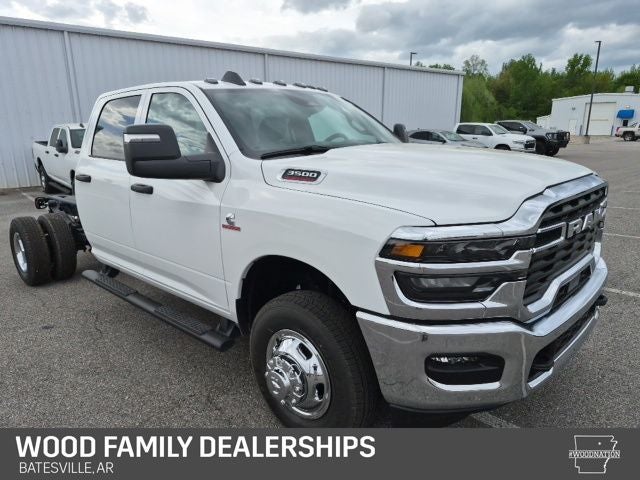 2026 RAM Ram 3500 Chassis Cab RAM 3500 TRADESMAN CREW CAB CHASSIS 4X4 60' CA