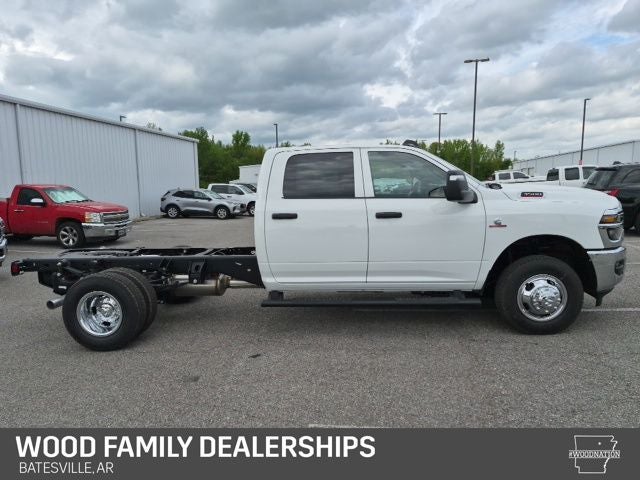 2026 RAM Ram 3500 Chassis Cab RAM 3500 TRADESMAN CREW CAB CHASSIS 4X4 60' CA