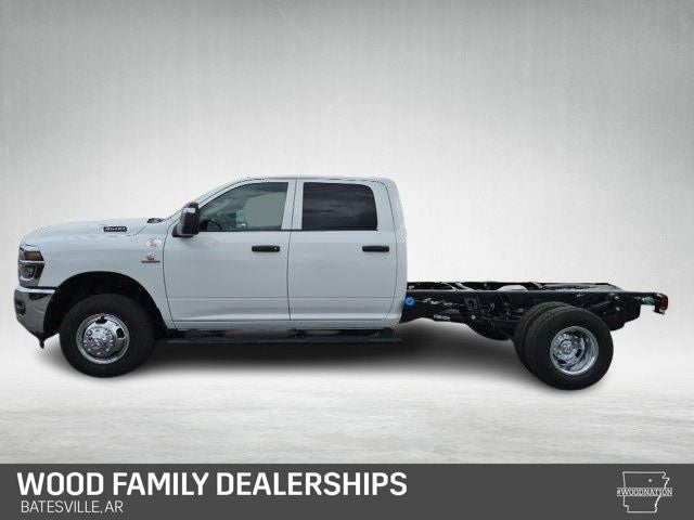 2026 RAM Ram 3500 Chassis Cab RAM 3500 TRADESMAN CREW CAB CHASSIS 4X4 60' CA