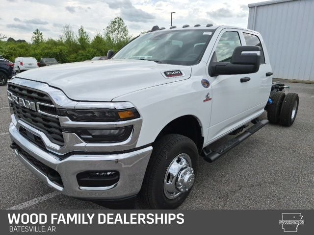 2026 RAM Ram 3500 Chassis Cab RAM 3500 TRADESMAN CREW CAB CHASSIS 4X4 60' CA