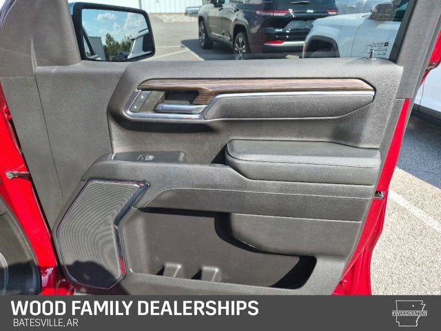 2023 Chevrolet Silverado 1500 4WD Crew Cab Standard Bed LT