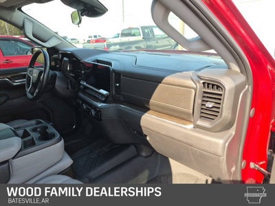 2023 Chevrolet Silverado 1500 4WD Crew Cab Standard Bed LT