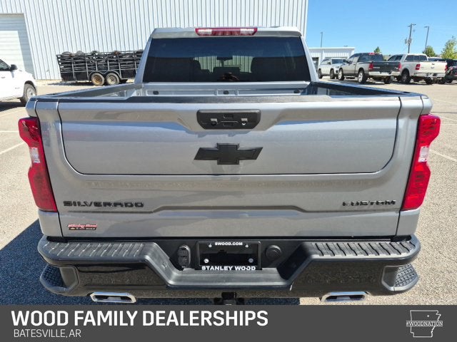2026 Chevrolet Silverado 1500 4WD Crew Cab Short Bed Custom Trail Boss
