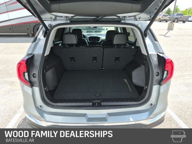 2024 GMC Terrain FWD SLT