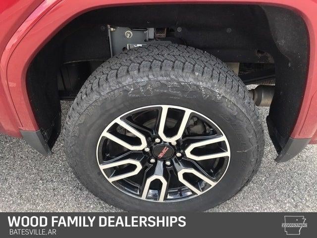 2022 GMC Sierra 1500 Limited 4WD Crew Cab Short Box AT4