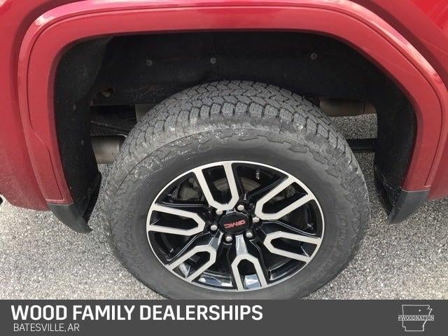 2022 GMC Sierra 1500 Limited 4WD Crew Cab Short Box AT4