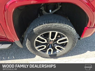 2022 GMC Sierra 1500 Limited 4WD Crew Cab Short Box AT4