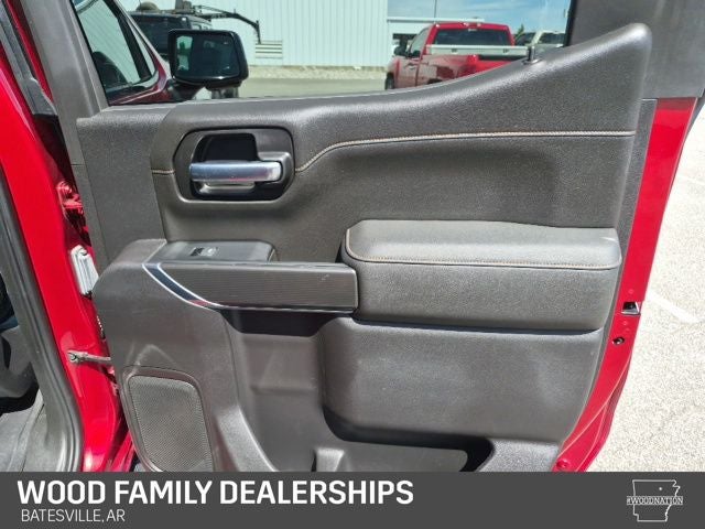 2022 GMC Sierra 1500 Limited 4WD Crew Cab Short Box AT4