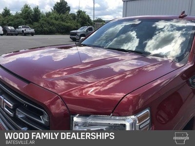 2022 GMC Sierra 1500 Limited 4WD Crew Cab Short Box AT4